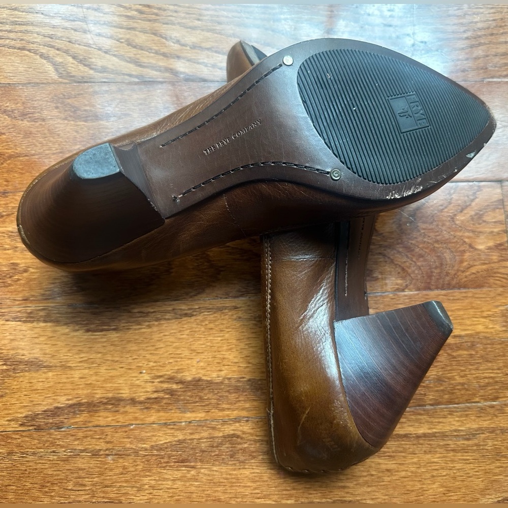 Frye Regina Pump Pointed Toe Brown Leather Dress Shoes Size 9.5 - Picture 3 of 4